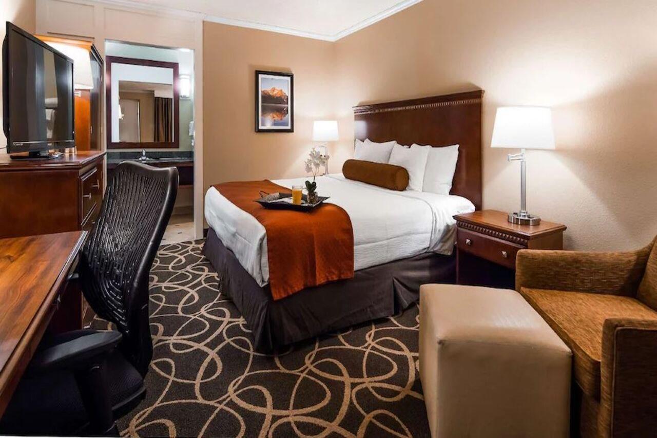 Best Western Plus Burley Inn&Centro de Convenciones Exterior foto